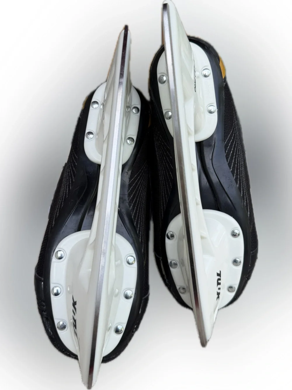 Bauer Kids Black and White Ice Hockey Skates - size 4